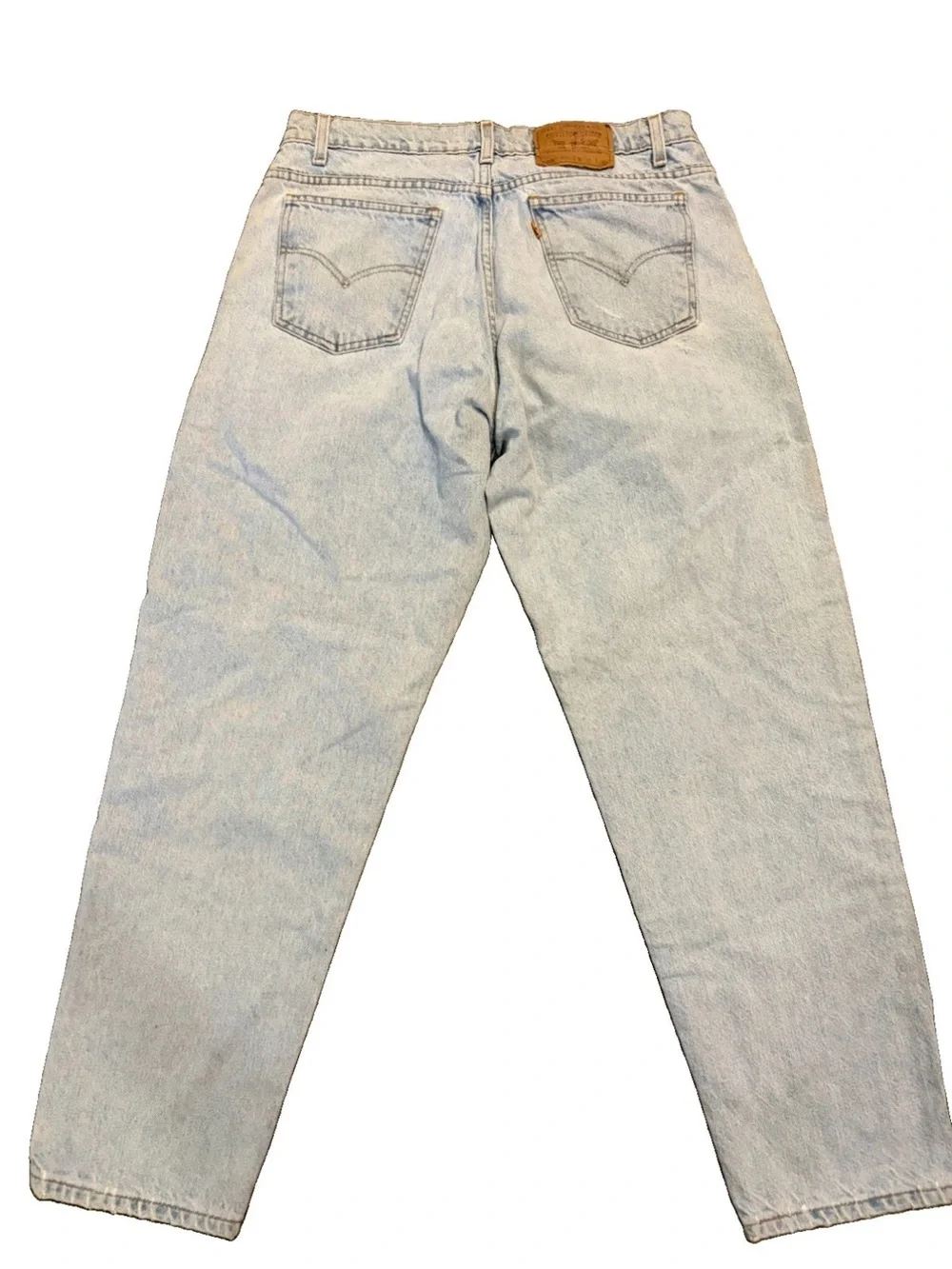 Vintage Levis 550 Relaxed Fit Tapered Leg Jeans Mens 36x30 Light Wash Blue 90s